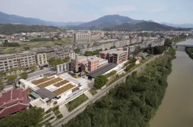 BIM Architecture: Yongchun Qiaoxin Red Vinegar Factory Tour by Boyue Architectural Design-BIM WORLD