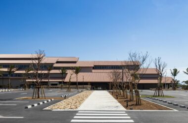 BIM Architecture: Ishigaki City Government Building by Kengo Kuma Urban Design Firm-BIM WORLD