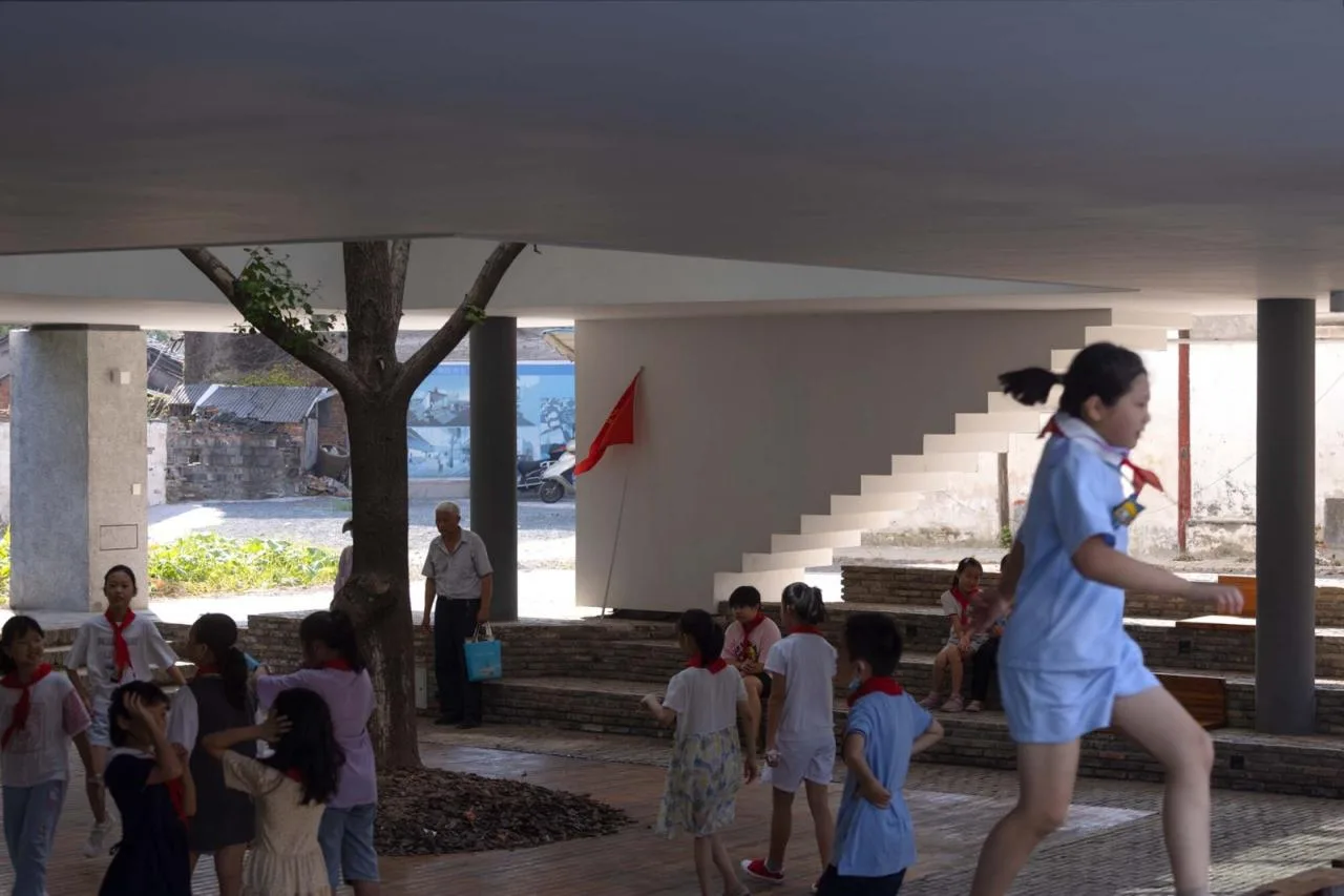 BIM Architecture | Meeting Room in Bache School Town/Proper Design