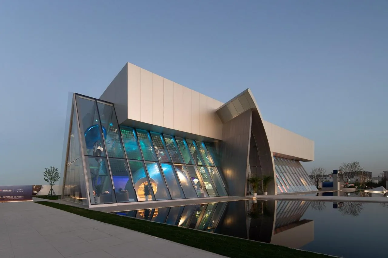 BIM Architecture | Chongwen Langyue Exhibition Center in Jinghe New City, Xi'an/AOE Construction Team
