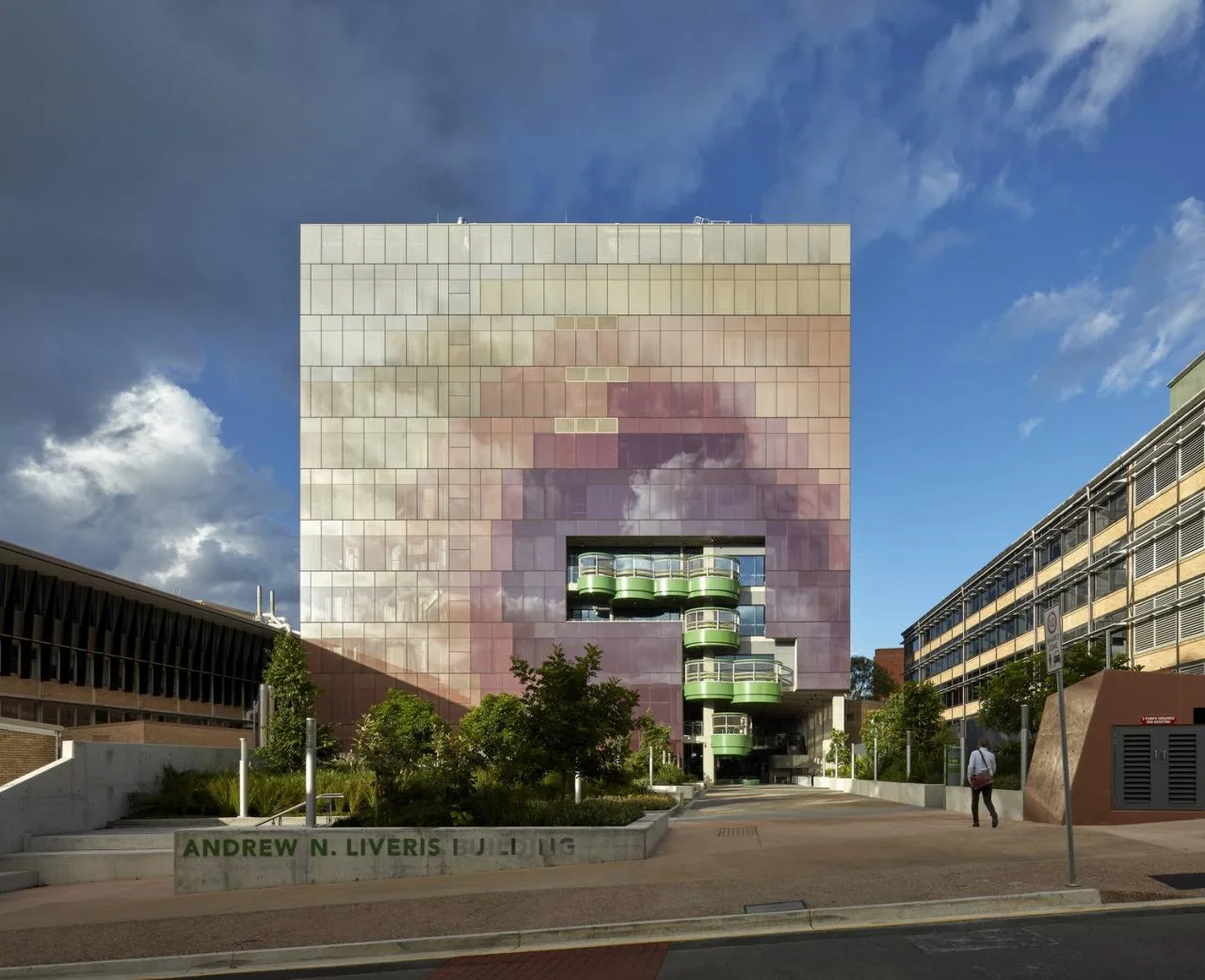 BIM Architecture | Andrew N. Liveris, School of Chemical Engineering, University of Queensland, 'Circle' Public Space/Lyons+m3architecture