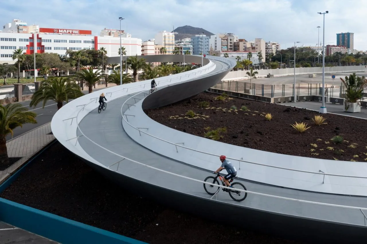BIM Architecture | Floating Pedestrian Bridge, Onda Atl á ntica Bridge/Onda Arquitectura