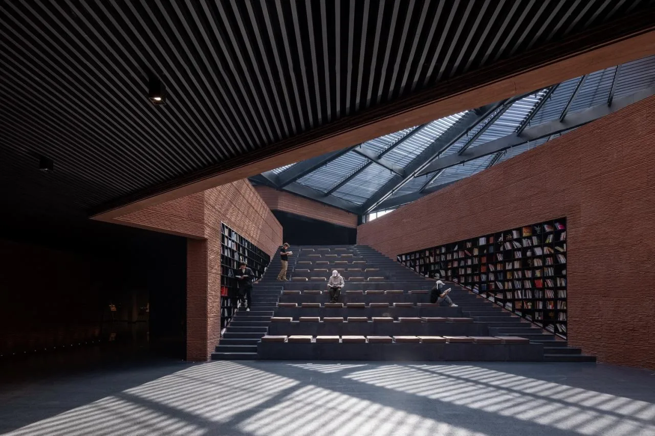 BIM Architecture | Red Stone Array, Yunnan Dongfeng Yun Art Center/Meng Fanhao