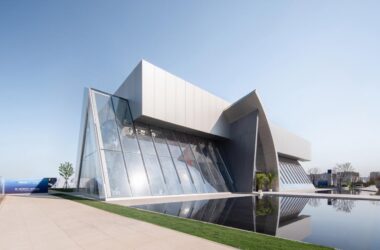 BIM Architecture: Chongwen Langyue Exhibition Center in Jinghe New City, Xi'an by AOE Construction Team-BIM WORLD