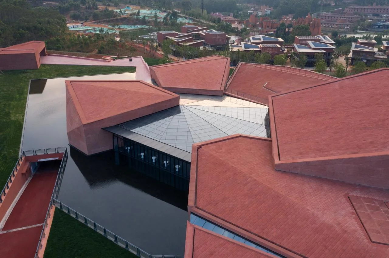 BIM Architecture | Red Stone Array, Yunnan Dongfeng Yun Art Center/Meng Fanhao