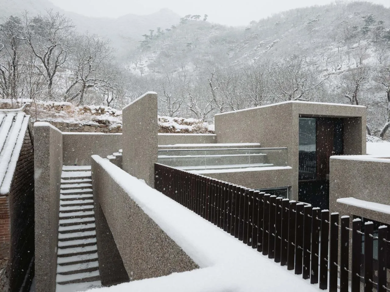 BIM Architecture | A Slow Courtyard in the Mountains: Bridge Under the Great Wall/Narrative Space Architecture Firm
