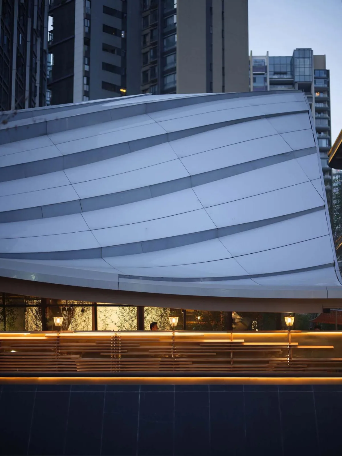 BIM Architecture | Jiaozi Avenue Wooden Roof Restaurant/Zhiye Building