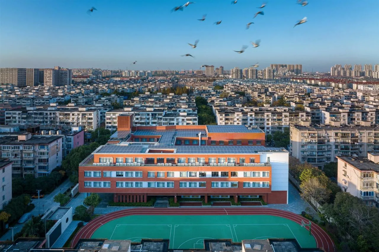 BIM Architecture | Lansheng Fudan Middle School Guohe Road Campus Renovation and Expansion Project/Shanghai Huadu Architectural Planning and Design Co., Ltd