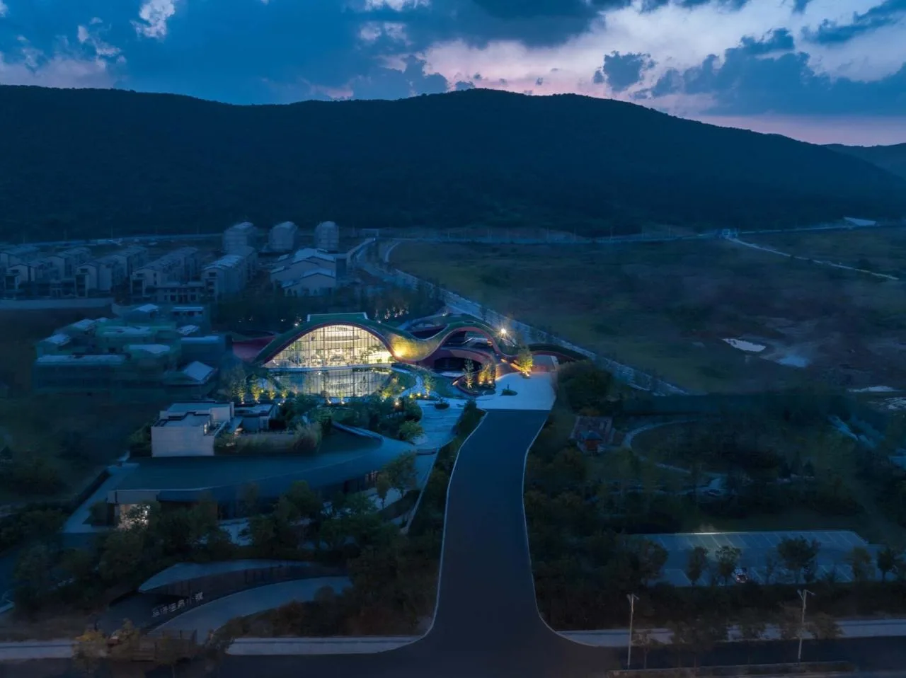 BIM Architecture | OCT Chaohu Natural and Cultural Center/Shanghai Qianhe Architectural Design Firm