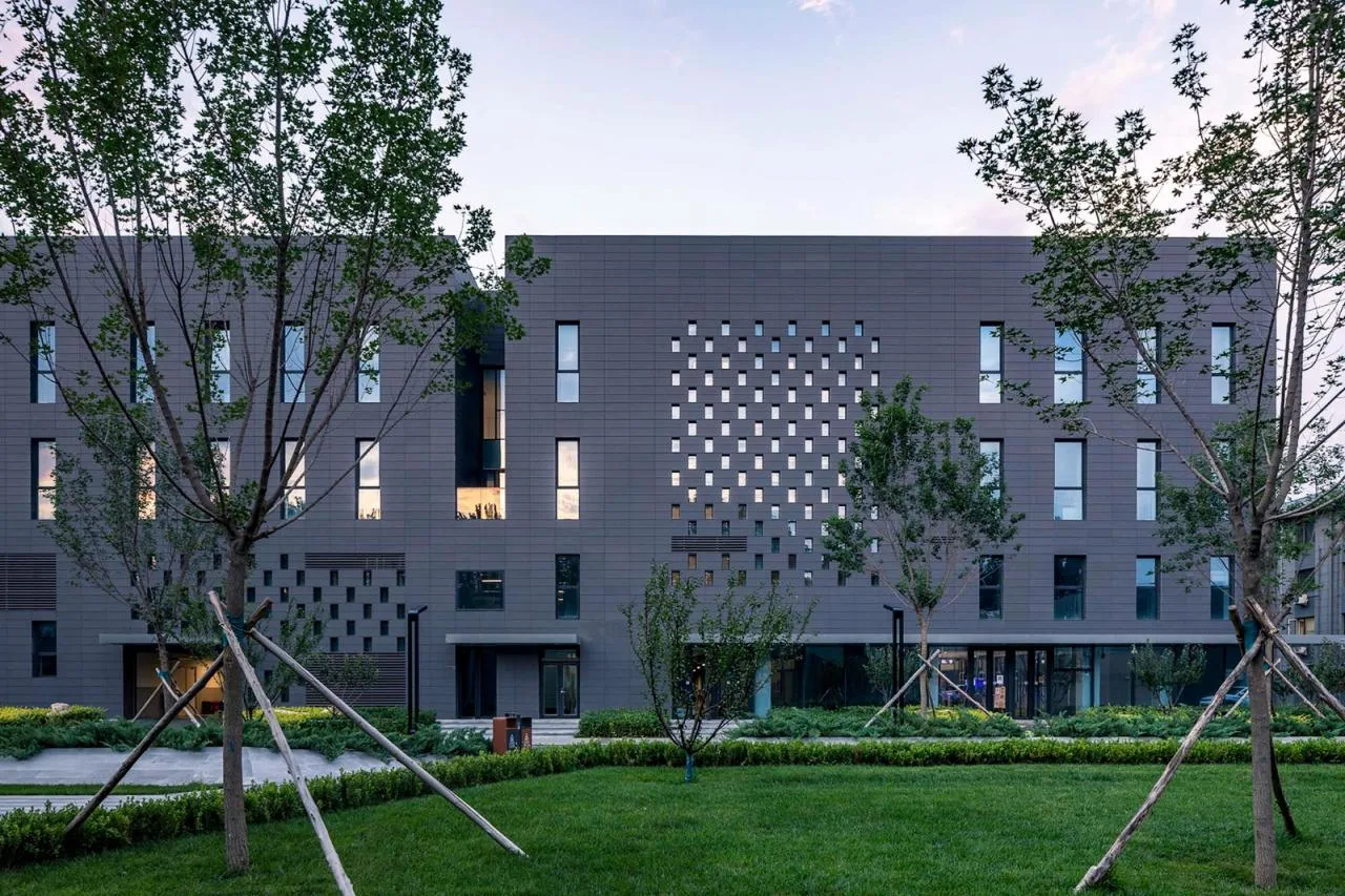 BIM Architecture | Courtyard Facing the Sky - Beijing Tongzhou Lucheng Civic Center/Yidu Architecture