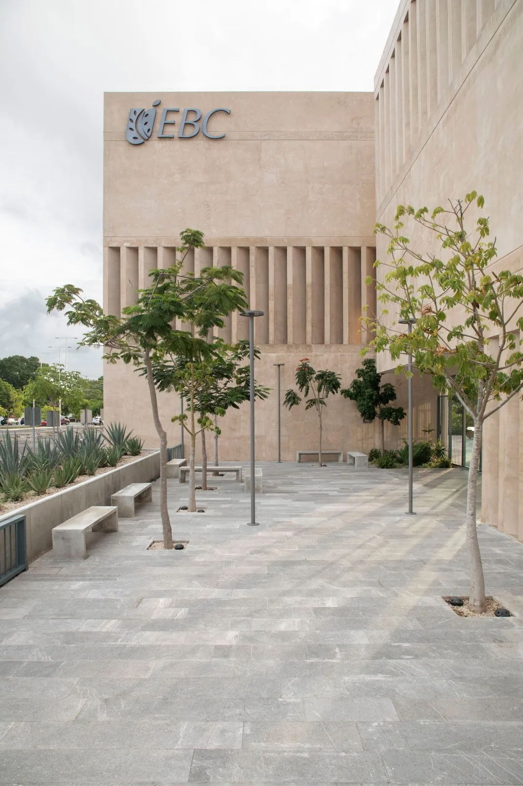 BIM Architecture | Merida Bank and Business School/IUA Ignacio Urquiza Arquitectos