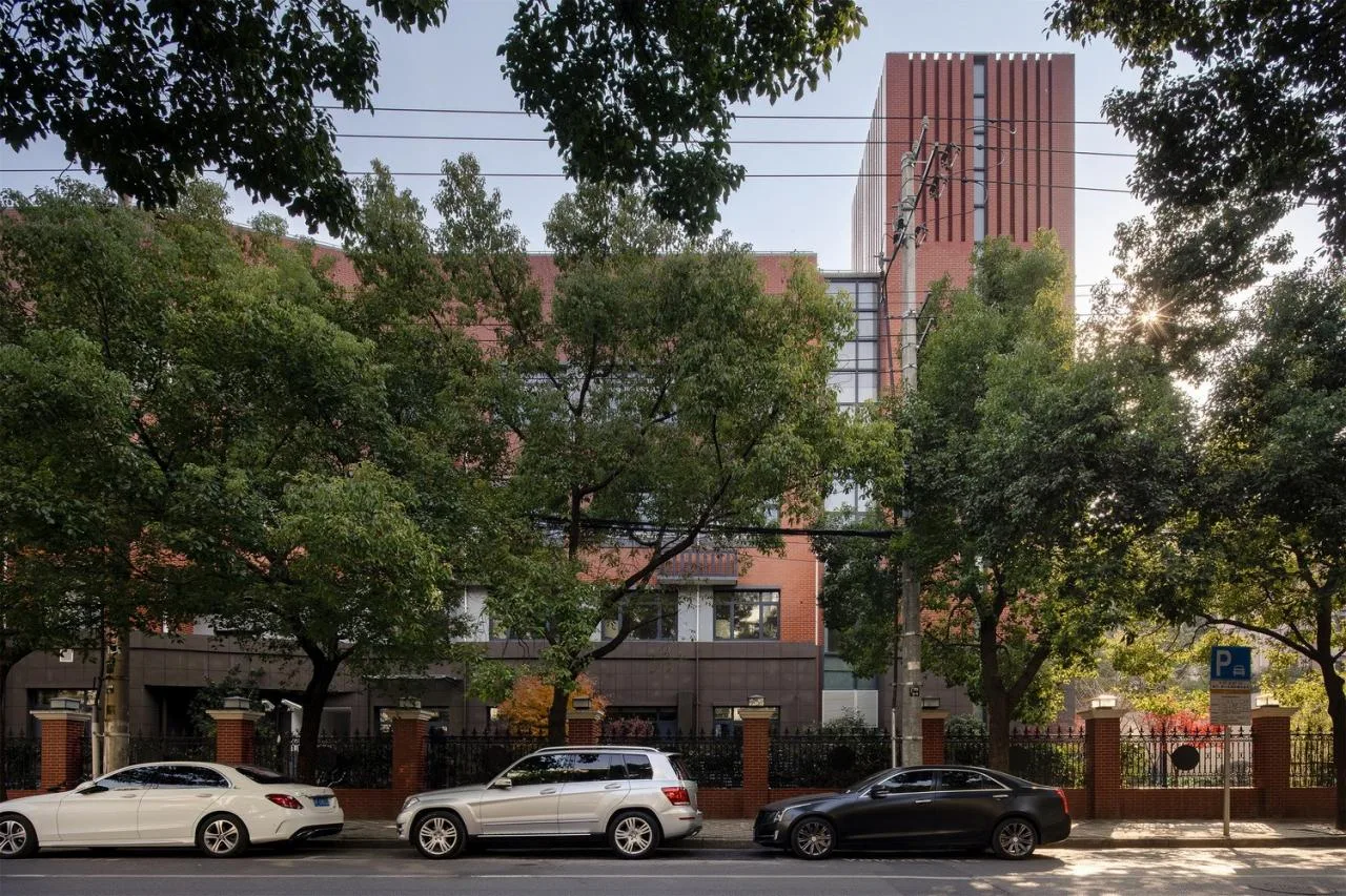 BIM Architecture | Lansheng Fudan Middle School Guohe Road Campus Renovation and Expansion Project/Shanghai Huadu Architectural Planning and Design Co., Ltd