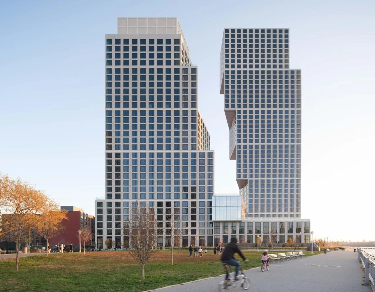 BIM Architecture | New York Green Point Landing D, Breaking Volume/OMA/Jason Long