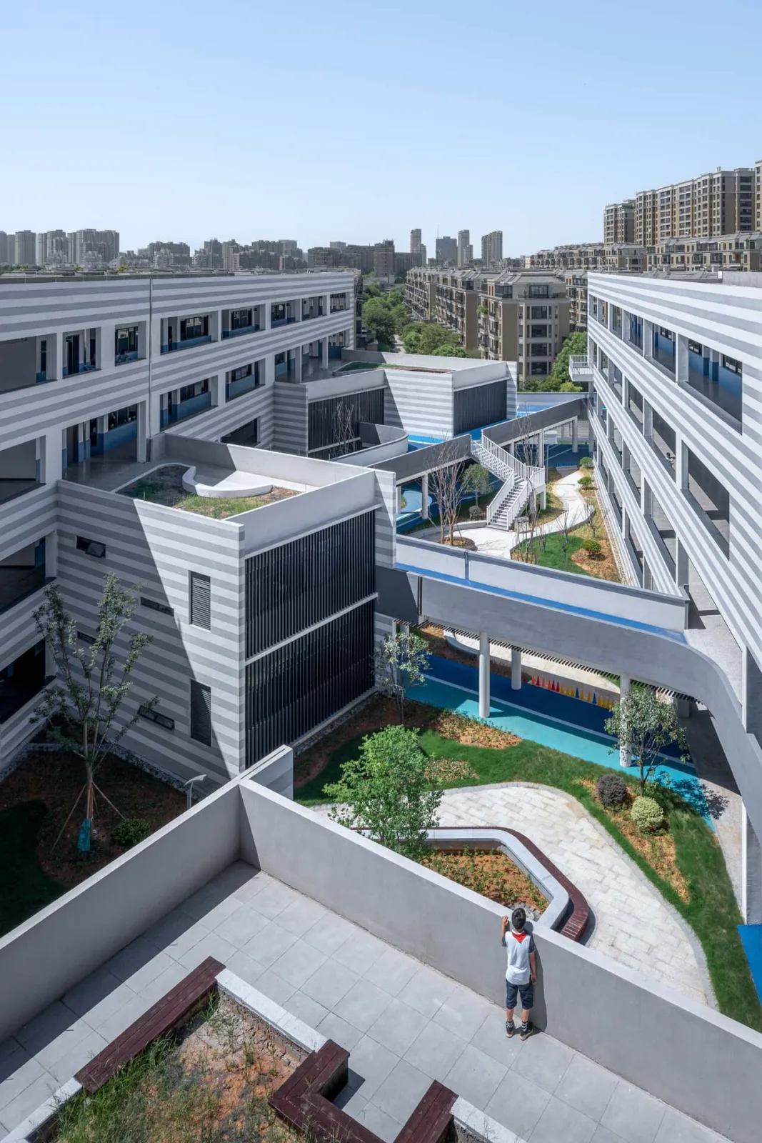 BIM Architecture | Quzhou Xinhua Second School/01 City Architecture Firm