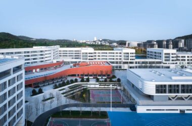 BIM Architecture: Jinan Licheng No. 2 Middle School Caishi Campus by Tongyuan Design-BIM WORLD