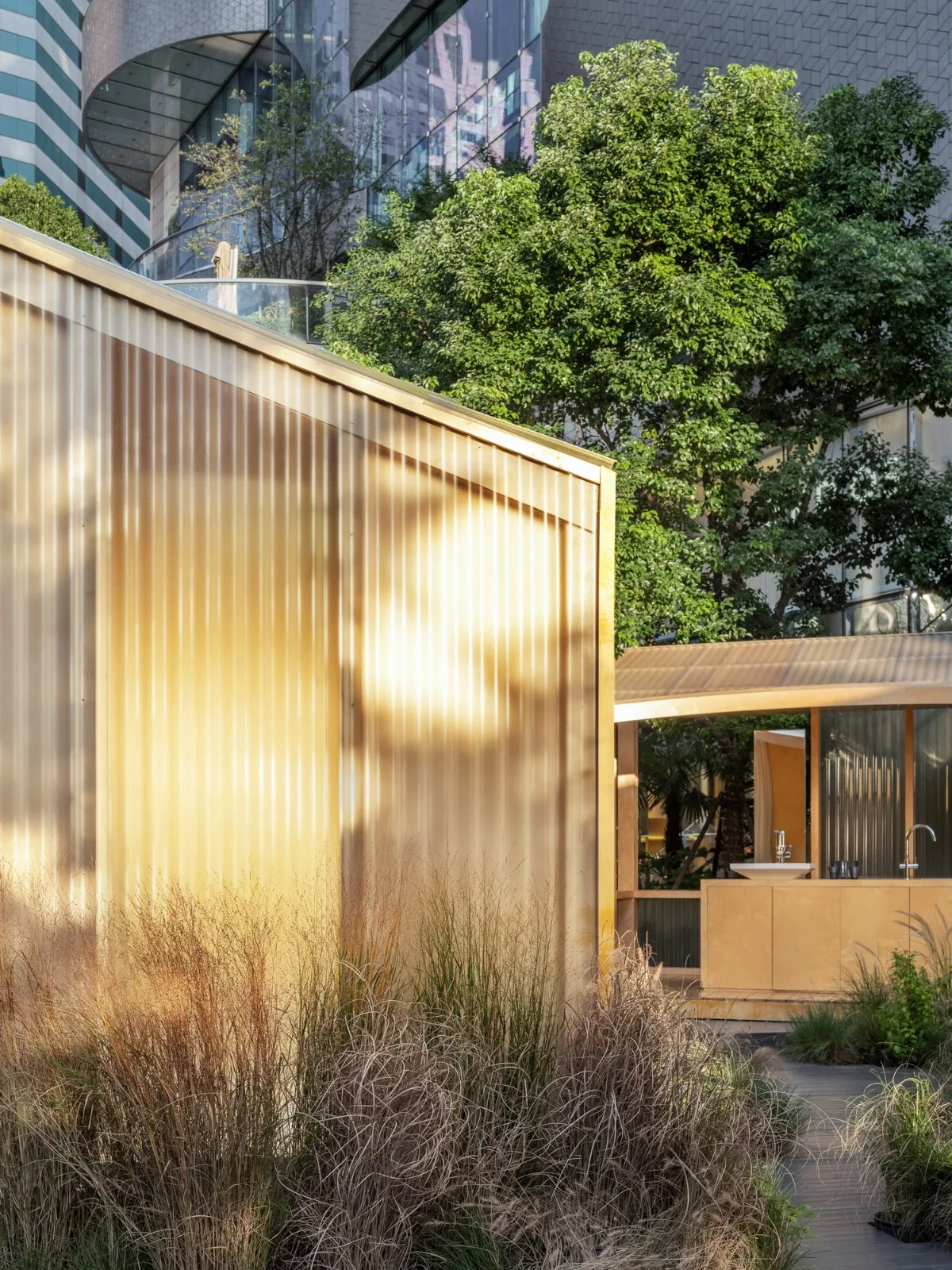 BIM Architecture | Room Garden: Space Installation/Room Building Design in the bustling city