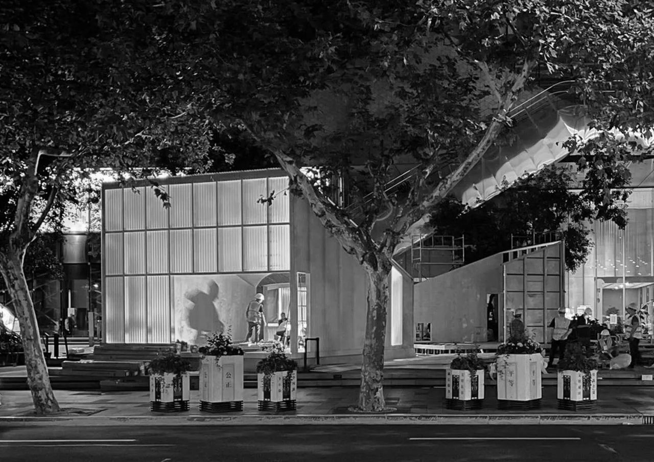 BIM Architecture | Room Garden: Space Installation/Room Building Design in the bustling city