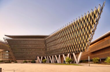 BIM Architecture at Kuwait University School of Life Sciences by Cambridge Seven and Gulf Consult-BIM WORLD