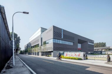 BIM Architecture: Sky-Facing Courtyard at Beijing Tongzhou Lucheng Civic Center by Yidu Architecture-BIM WORLD