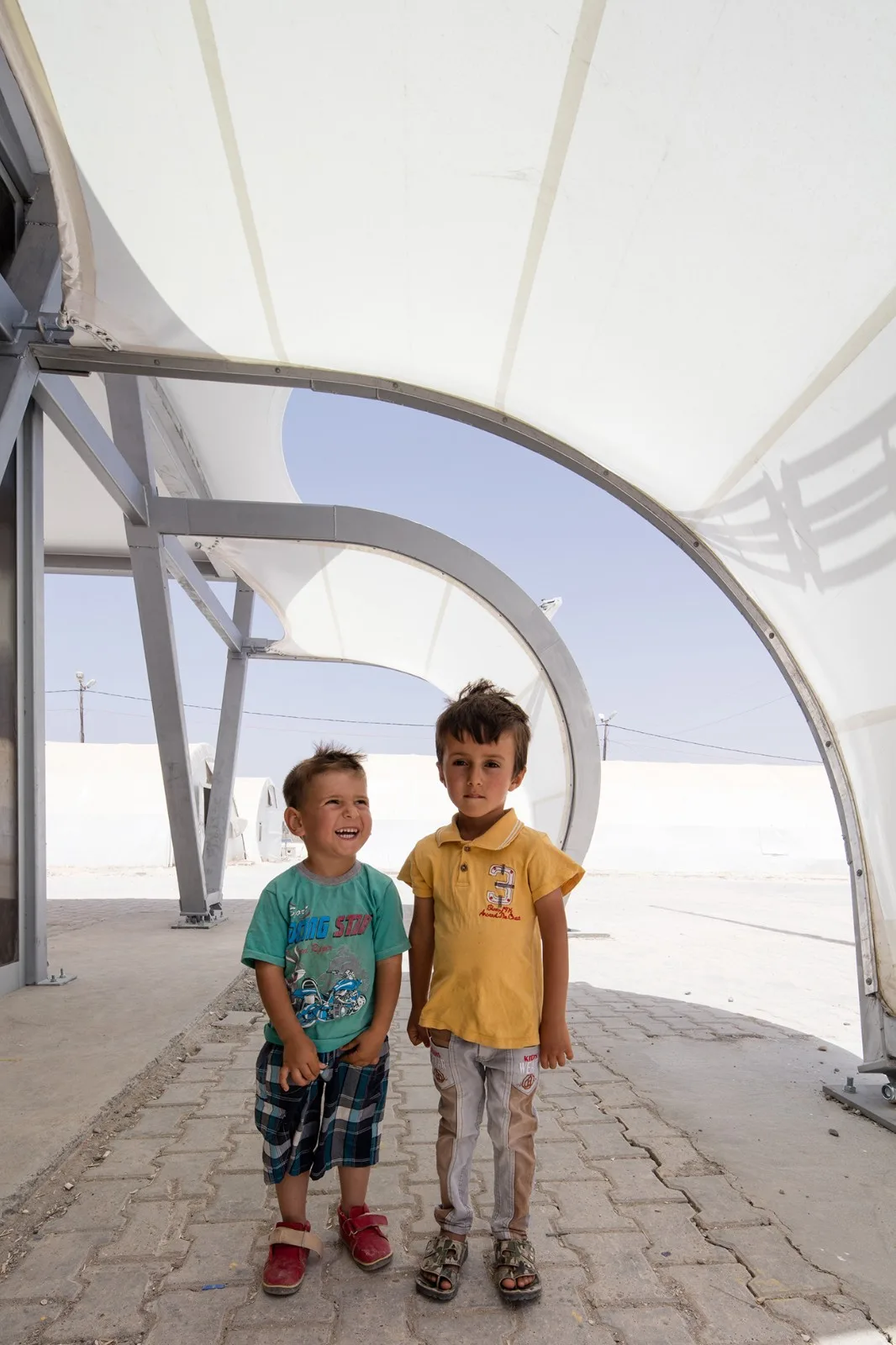 BIM Architecture | Emergency Shelter Tent Built in One Day/Zaha Hadid Architects