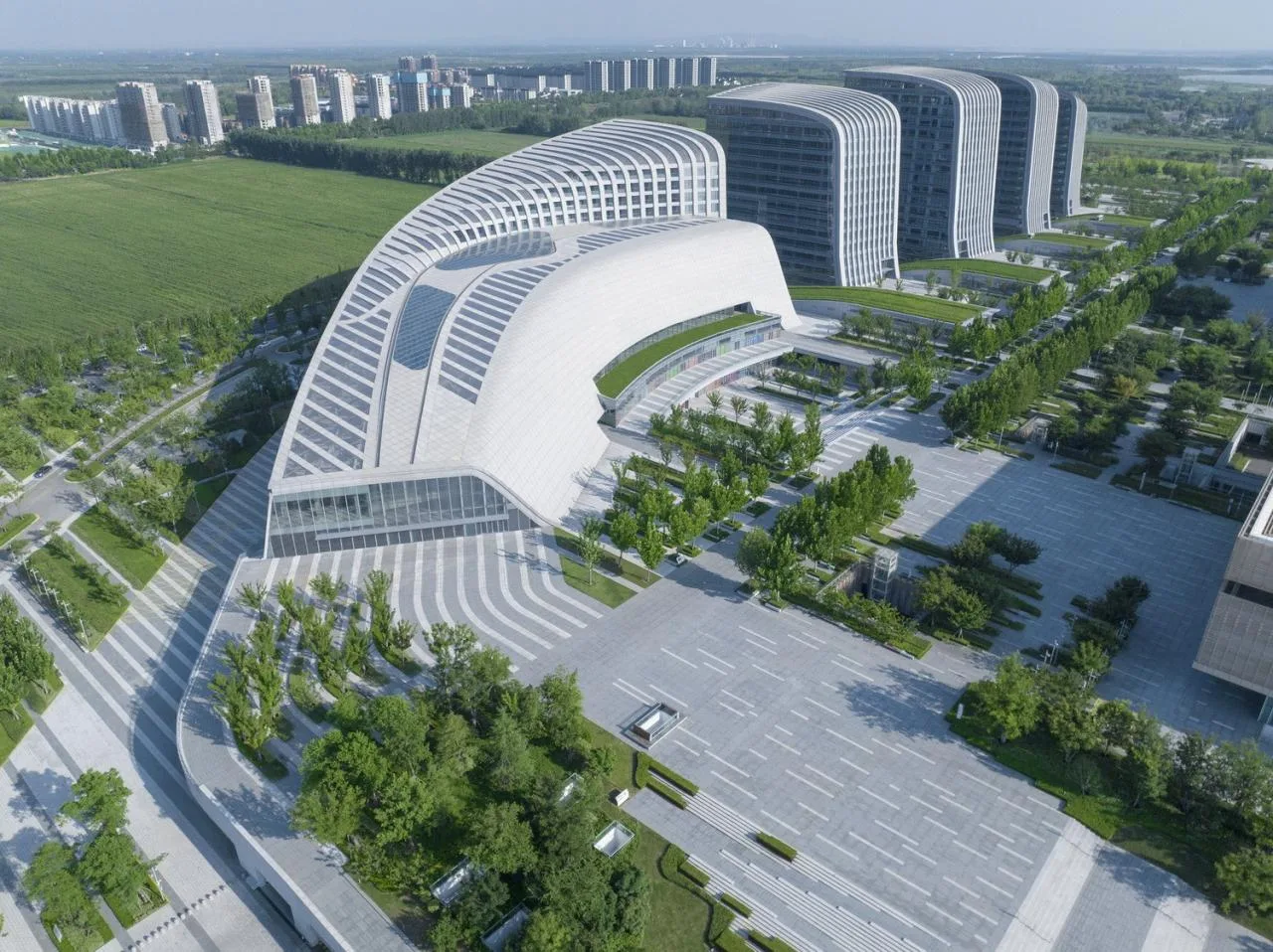 BIM Architecture | High Mountains and Flowing Waters, Inclusive Urban Culture New Business Card - Jining Cultural Center Phase III Cultural Industry Park/Laguarda. Low Architects (LLA)