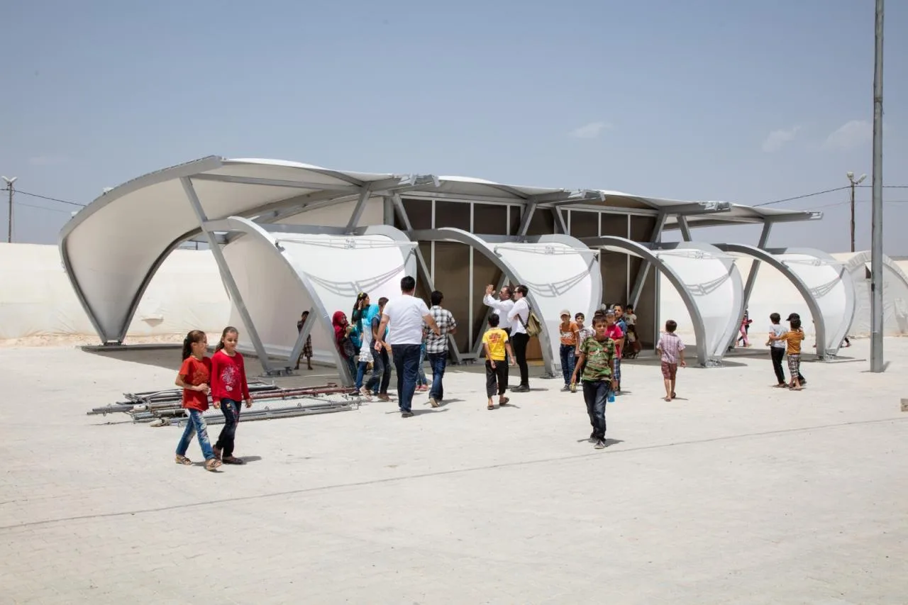 BIM Architecture | Emergency Shelter Tent Built in One Day/Zaha Hadid Architects