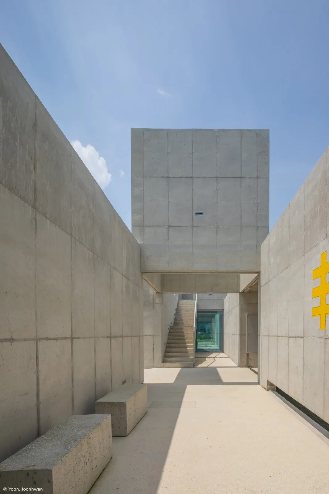 BIM Architecture | 'Cross Cultural Space', NONSPACE Cafe/ON Architecture INC