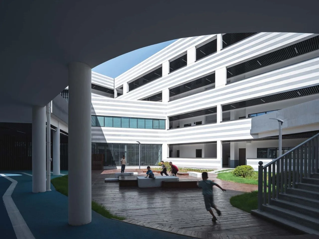 BIM Architecture | Quzhou Xinhua Second School/01 City Architecture Firm