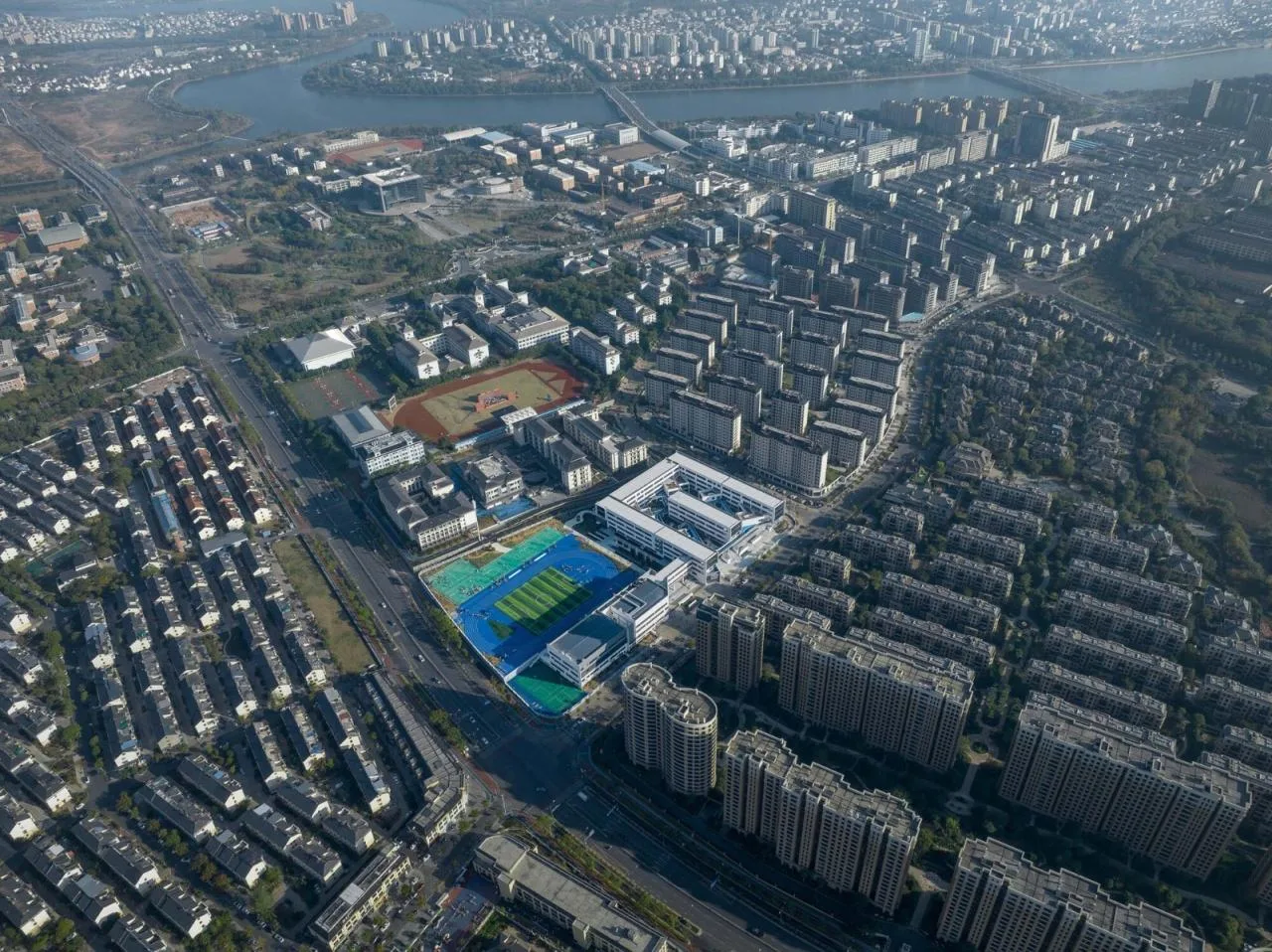 BIM Architecture | Quzhou Xinhua Second School/01 City Architecture Firm