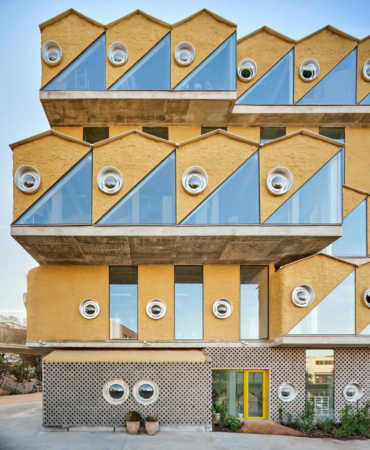 BIM Architecture | Marketized Campus, Reggio Emilia School/Andrés Jaque+Office for Political Innovation