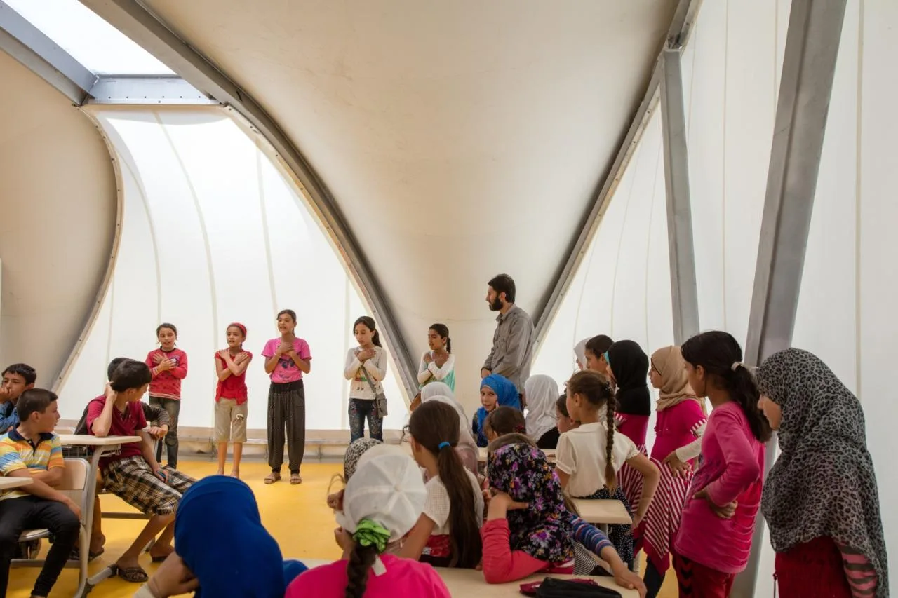 BIM Architecture | Emergency Shelter Tent Built in One Day/Zaha Hadid Architects