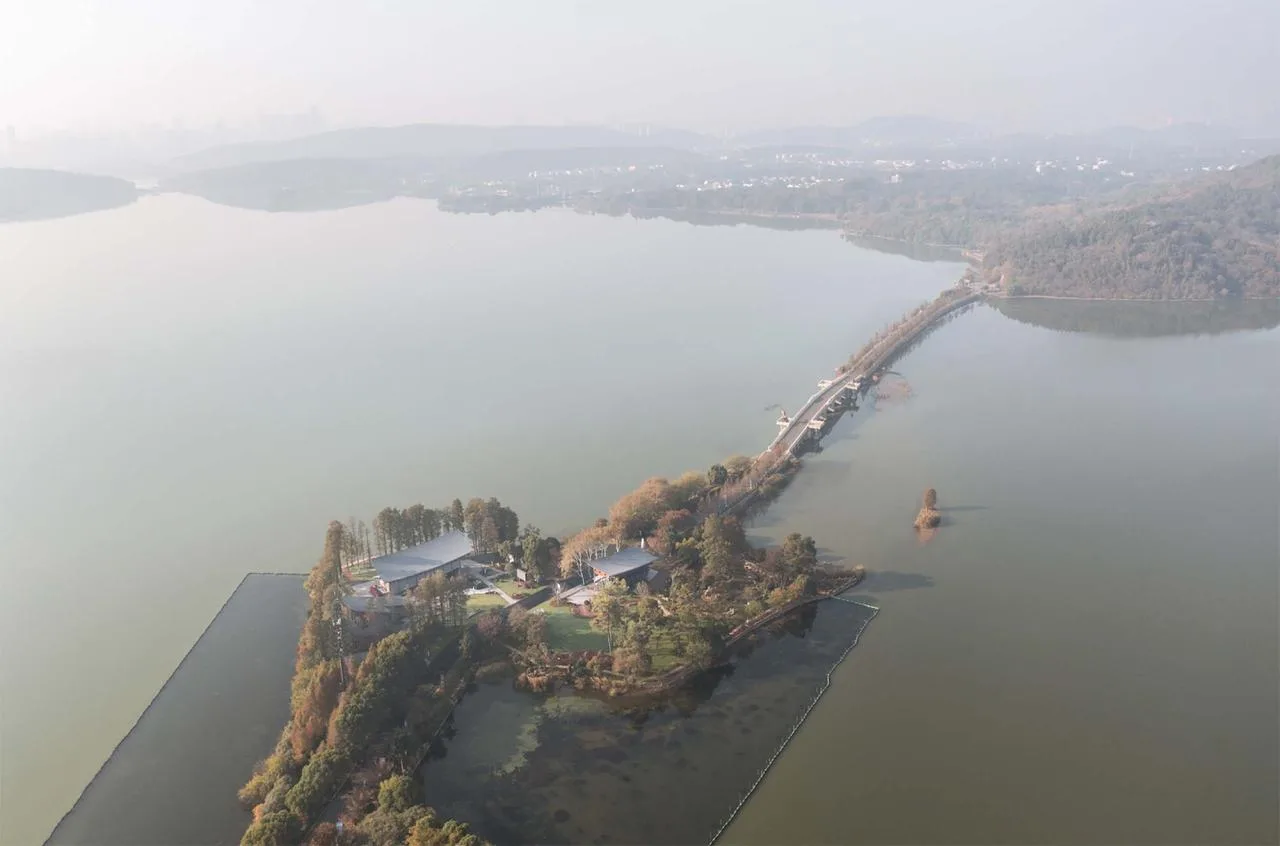 BIM Architecture | 30th Anniversary Achievement Exhibition Hall of China's Implementation of the Wetland Convention/Li Baofeng Architecture Studio, Huazhong University of Science and Technology