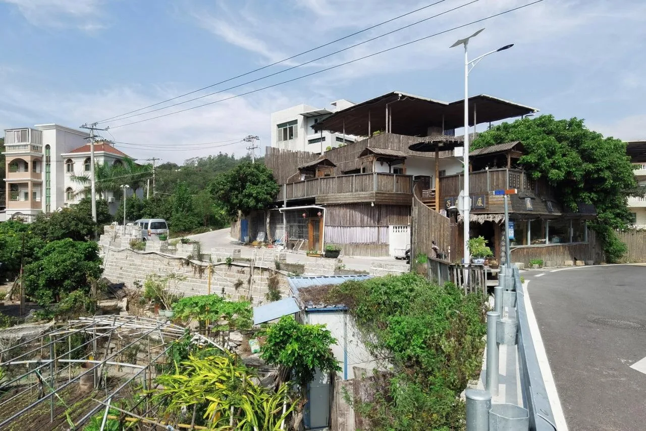BIM Architecture | Half Island Cafe (Dongpingshan Renovation)/Xiamen University Architectural Design and Research Institute Co., Ltd. (AUAD)