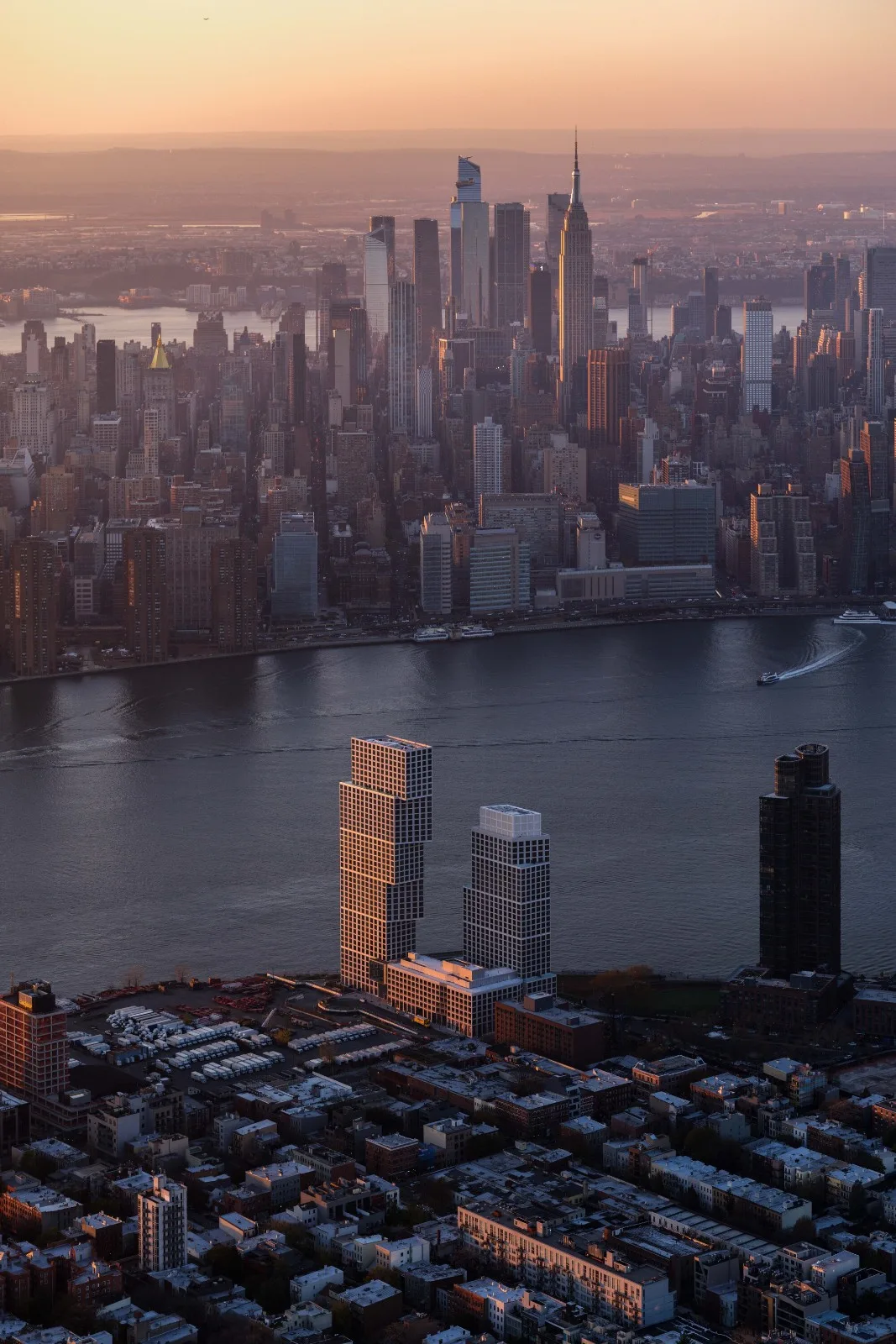 BIM Architecture | New York Green Point Landing D, Breaking Volume/OMA/Jason Long