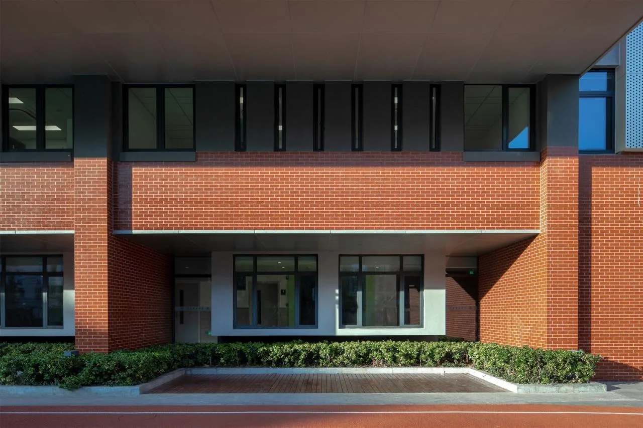 BIM Architecture | Lansheng Fudan Middle School Guohe Road Campus Renovation and Expansion Project/Shanghai Huadu Architectural Planning and Design Co., Ltd