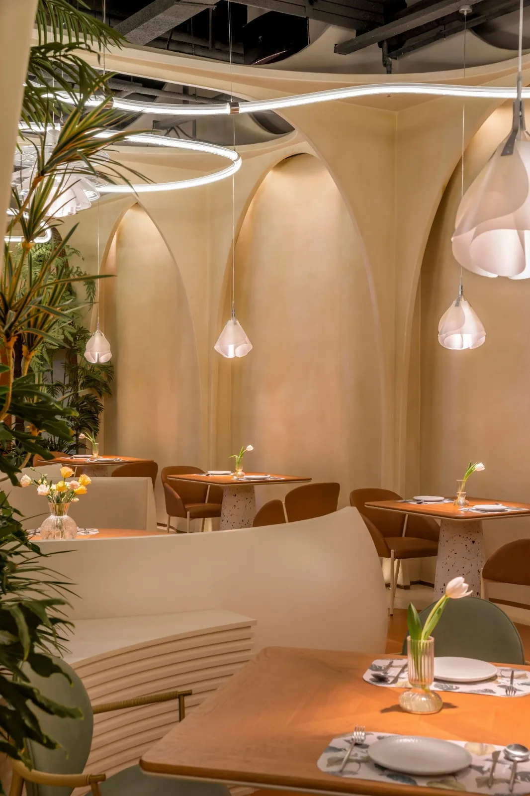 BIM Architecture | Meet 11 Huayang Restaurant/Lichang (Beijing) Architectural Design