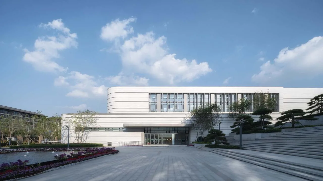 BIM Architecture | Jinan Licheng No.2 Middle School Caishi Campus/Tongyuan Design