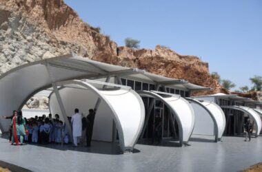 BIM Architecture: One-Day Emergency Shelter Tent by Zaha Hadid Architects-BIM WORLD