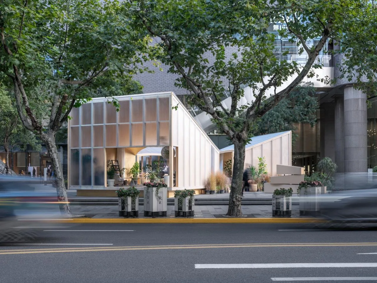 BIM Architecture | Room Garden: Space Installation/Room Building Design in the bustling city