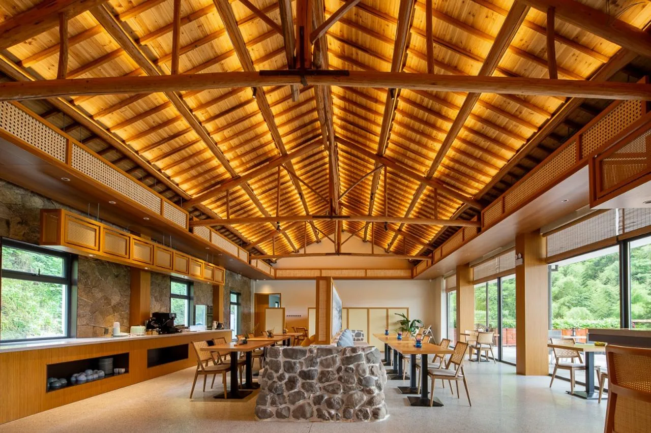 BIM Architecture | Valley Villa in the Stretching Mountains: Yaojia Yangxin Villa/Shanghai Yaoshun Architectural Design Co., Ltd