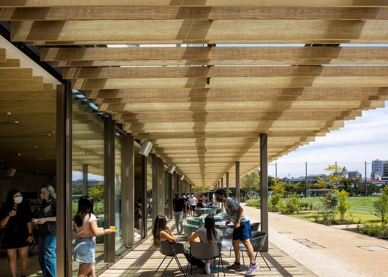 BIM Architecture | Yokohama International School, both interior and exterior wooden finishes/Dacheng Construction+Kengo Kuma Architecture Urban Design Firm