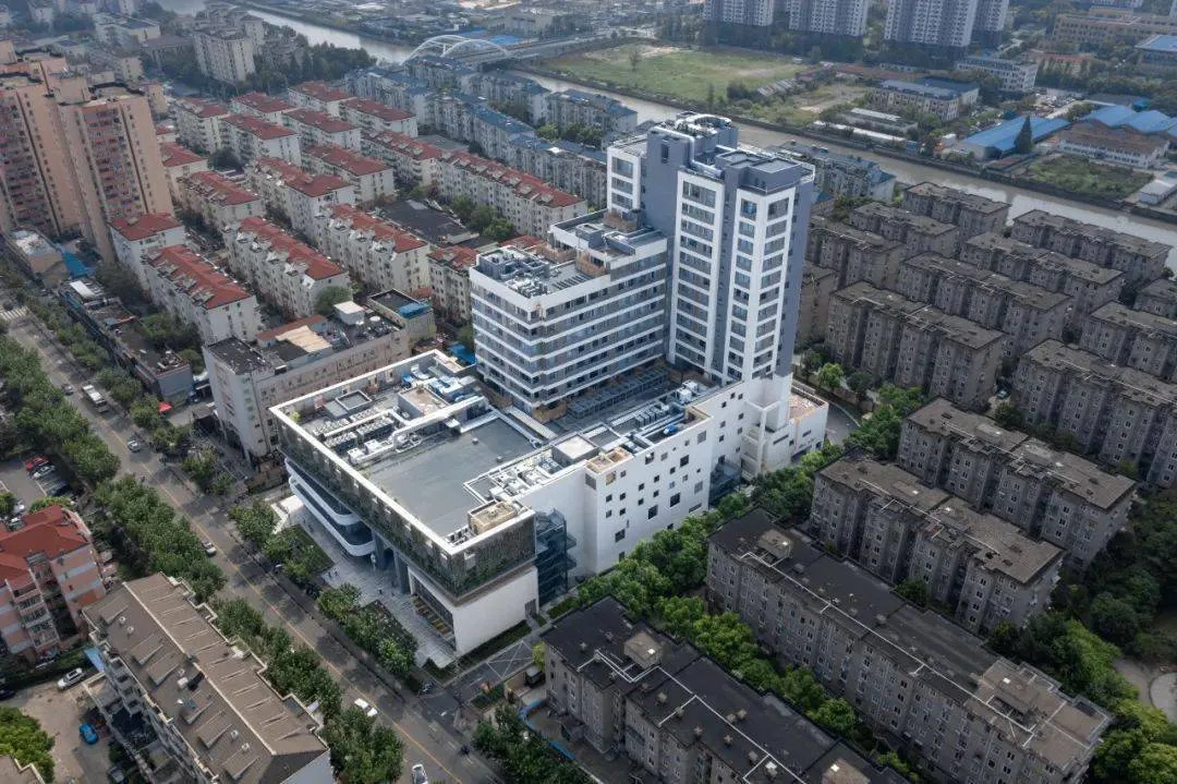Chuangyi MIX · Luo Xiu Road | Revitalize and rejuvenate, from 'closing old boxes on street corners' to 'green neighborhood reception rooms'/Sanyi Architecture