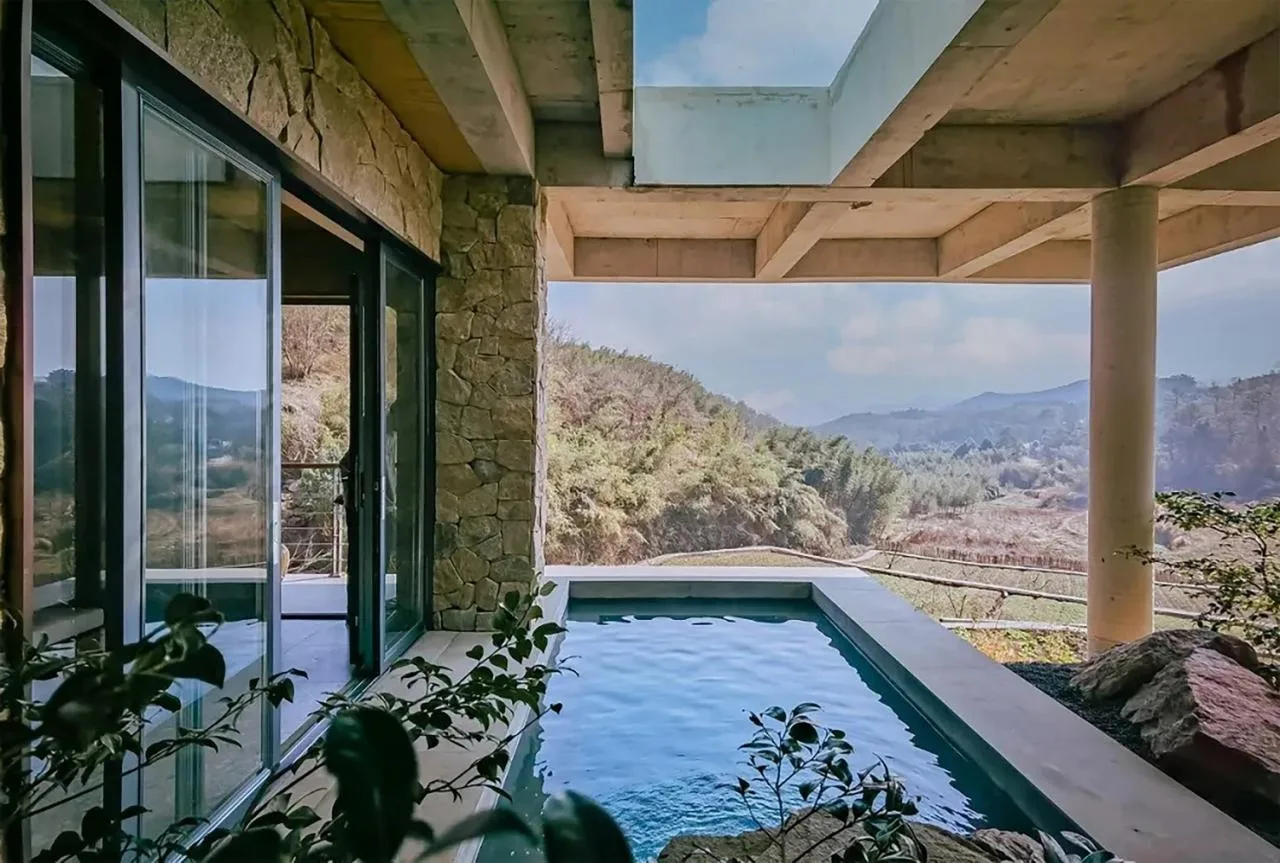 BIM Architecture | Valley Villa in the Stretching Mountains: Yaojia Yangxin Villa/Shanghai Yaoshun Architectural Design Co., Ltd