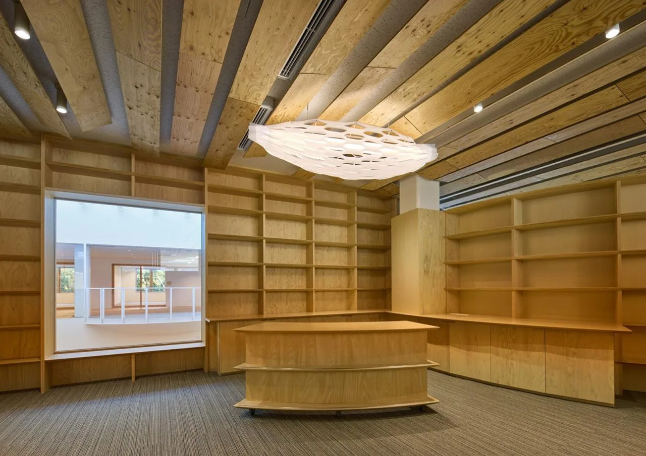 BIM Architecture | Yokohama International School, both interior and exterior wooden finishes/Dacheng Construction+Kengo Kuma Architecture Urban Design Firm