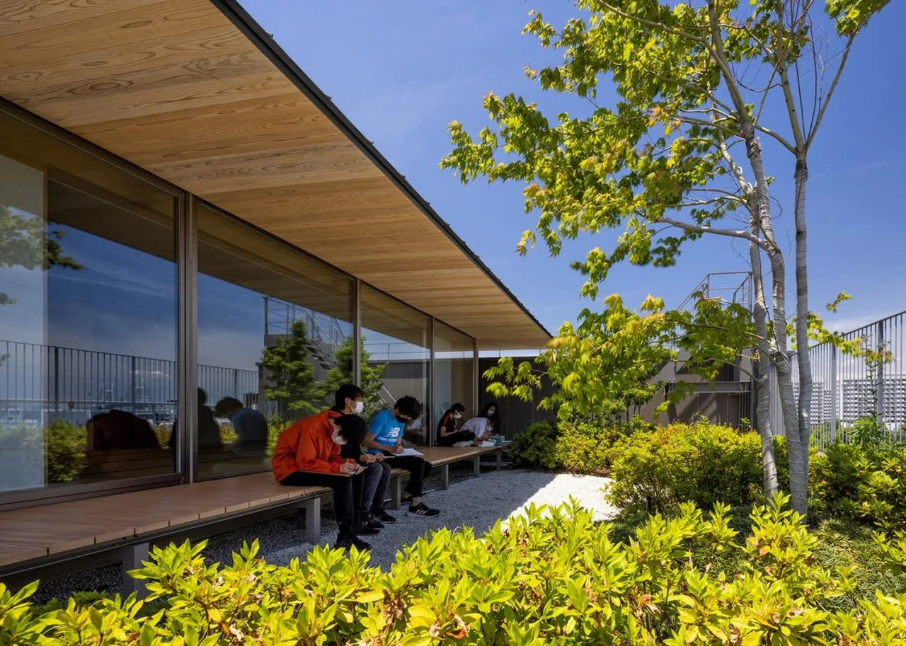 BIM Architecture | Yokohama International School, both interior and exterior wooden finishes/Dacheng Construction+Kengo Kuma Architecture Urban Design Firm