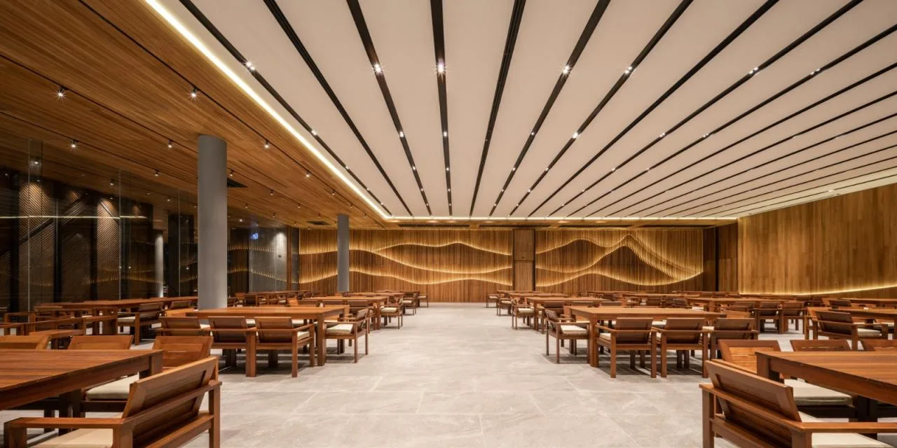 BIM Architecture | Mega scale Thai restaurant Keereetara/IDIN Architects