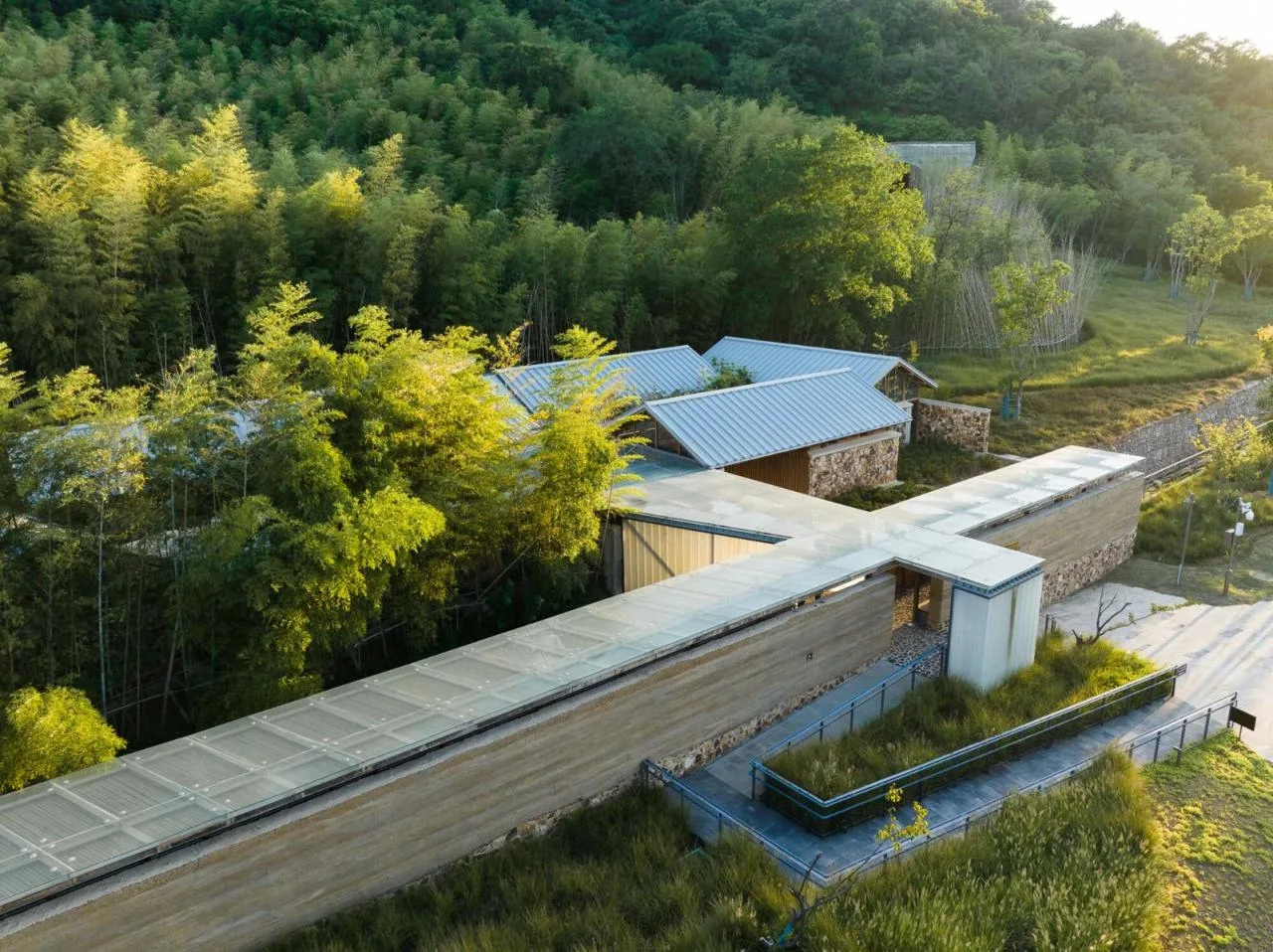 BIM Architecture | Nanjing Tangshan Ape Man Cave Tourist Station/Architecture Technology and Art (ATA) Studio of Southeast University Architectural Design and Research Institute