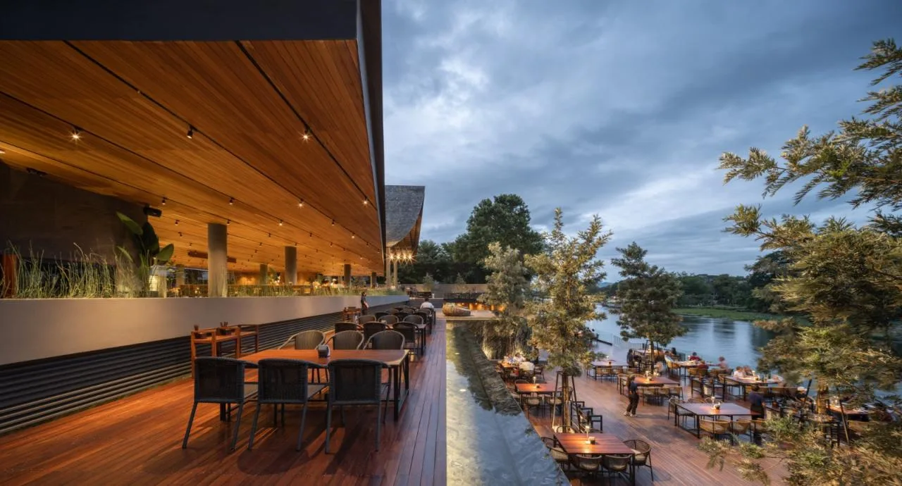 BIM Architecture | Mega scale Thai restaurant Keereetara/IDIN Architects