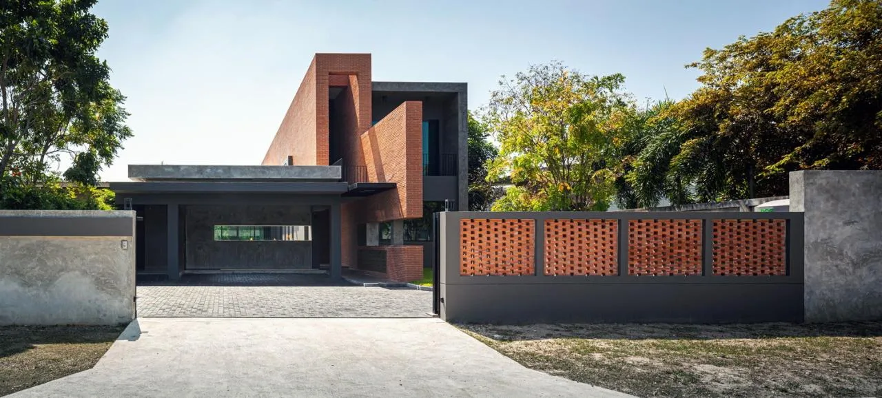BIM Architecture | Pipeline Residential/Volume Matrix Studio