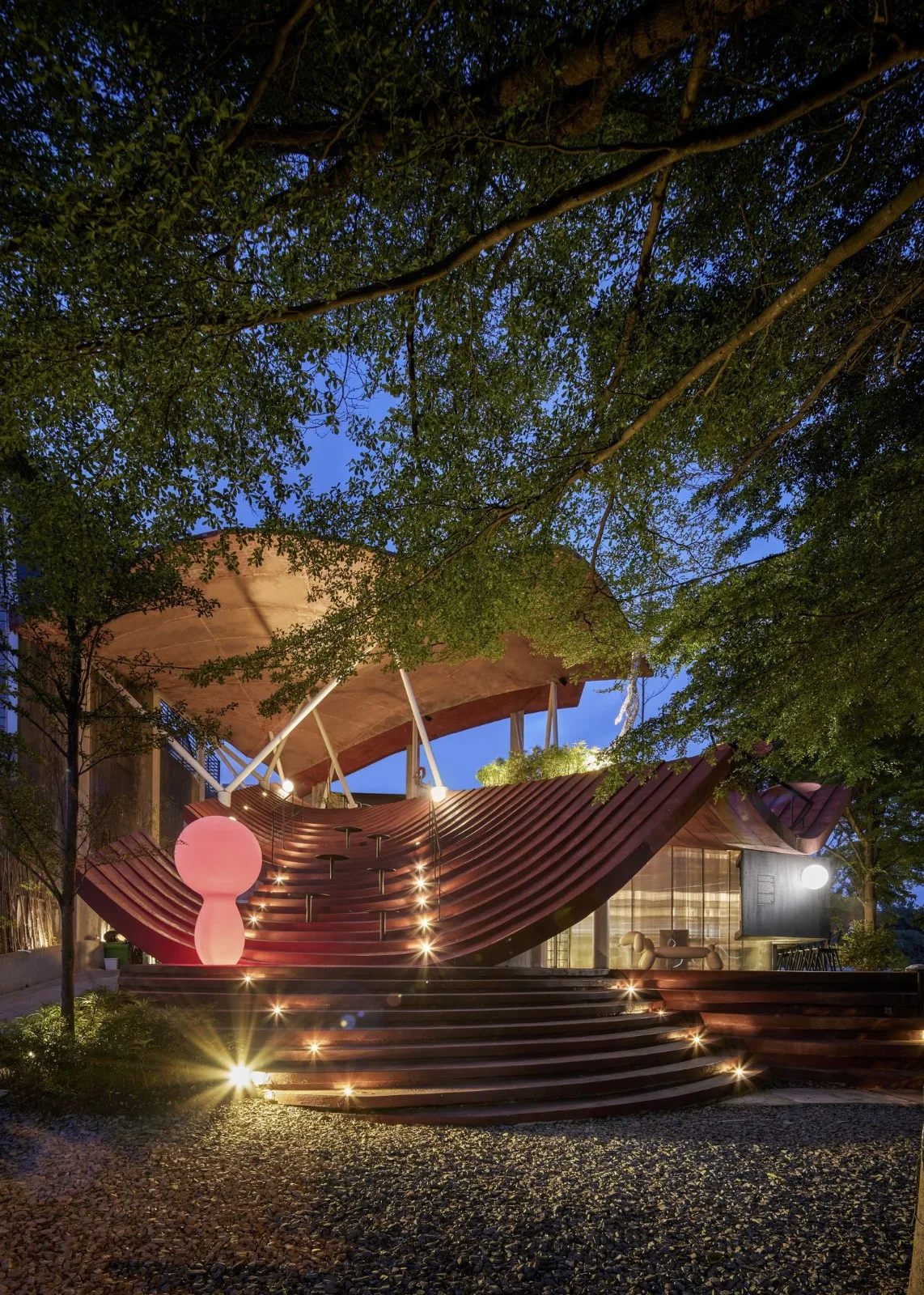 BIM Architecture | Tree Crown Garden Tanatap/RAD+ar (Research Artistic Design+Architecture)